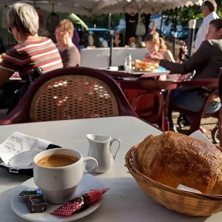Apartamento Charm And Elegance T2 In The Heart Of Ribérac