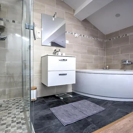 Charm And Elegance T2 In The Heart Of Ribérac