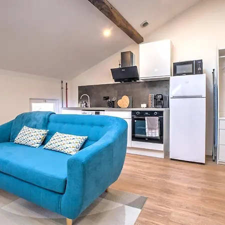 Apartamento Charm And Elegance T2 In The Heart Of Ribérac